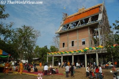 Temple Roof ceremony