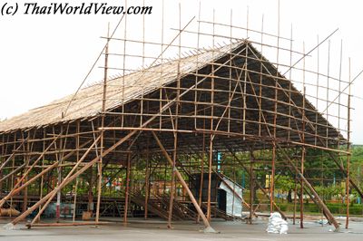 Temporary open-air bamboo complexe