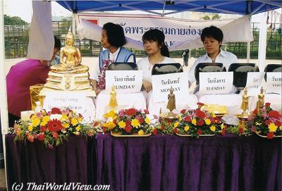 Thai Buddha statues