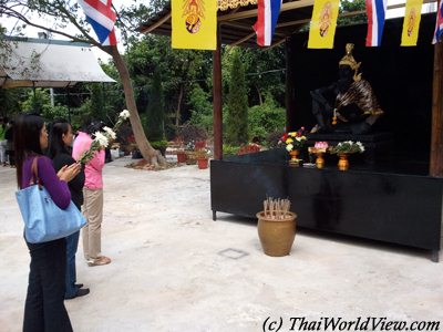 Loy Krathong festival