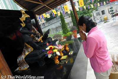 Loy Krathong festival