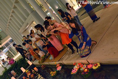 Loy Krathong festival