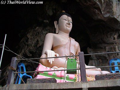 Buddha cave