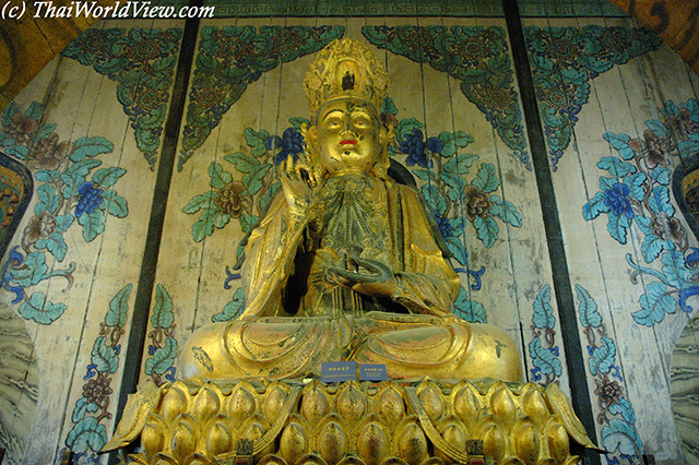 Buddha statue - Beijing