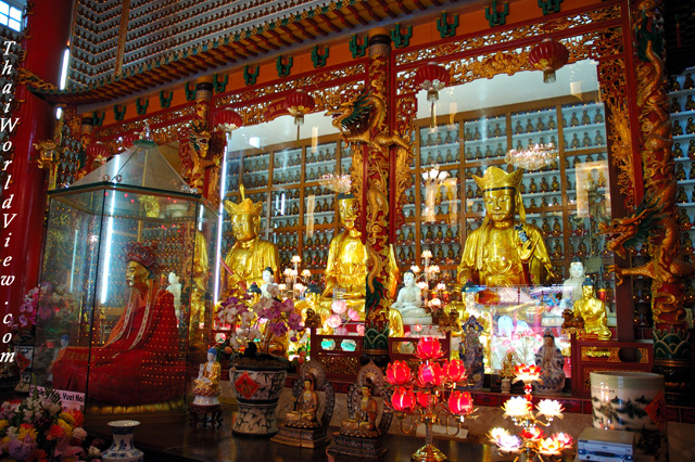 10000-Buddhas - Shatin