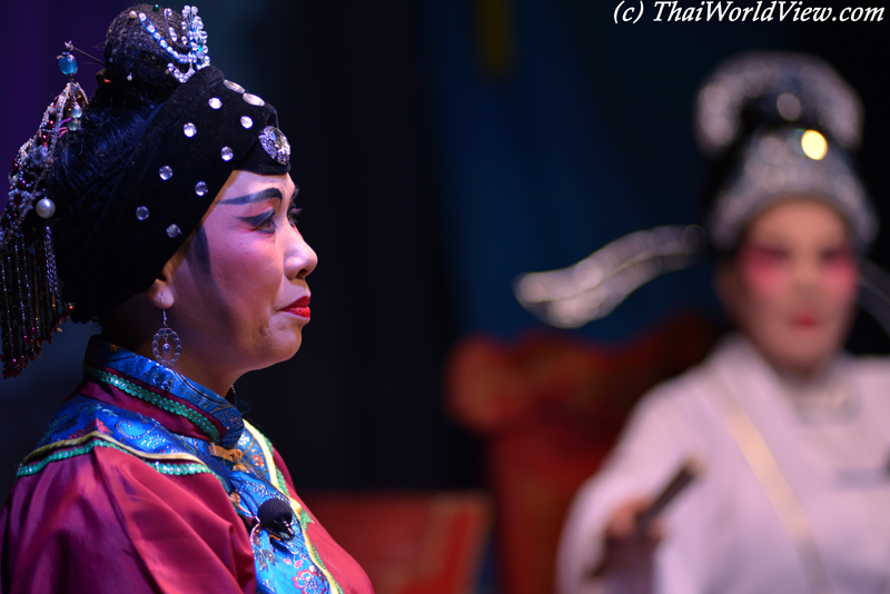 Opera performers - Sau Mau Ping