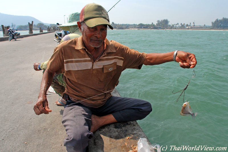 Fishermen - Bang Saphan
