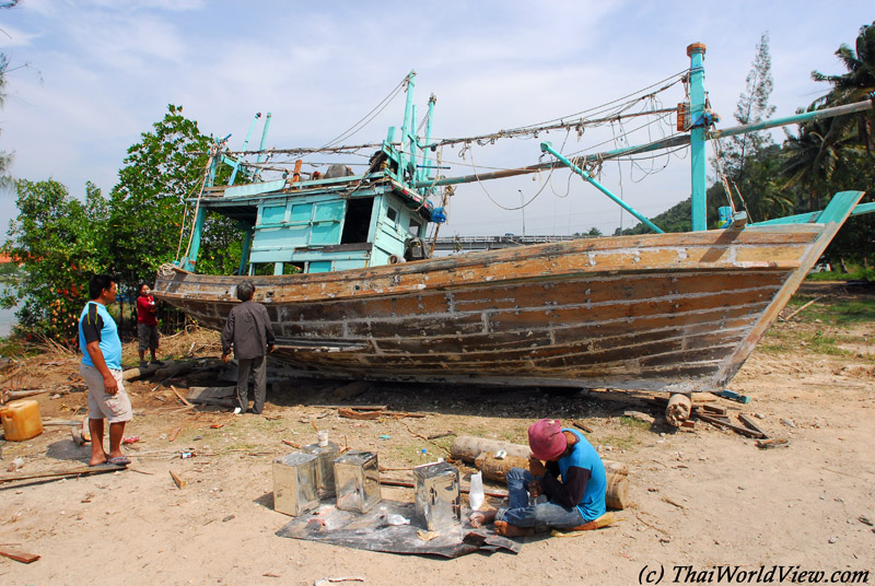 Fishermen boats - Bang Saphan