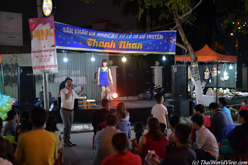 Outdoor karaoke - Danang
