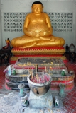 Wat Khao Tham Ma Rong