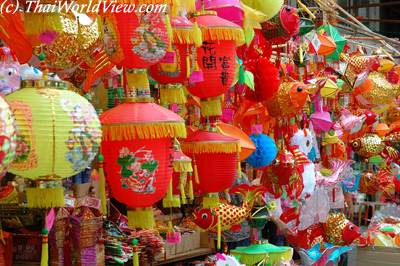 Lanterns for sale