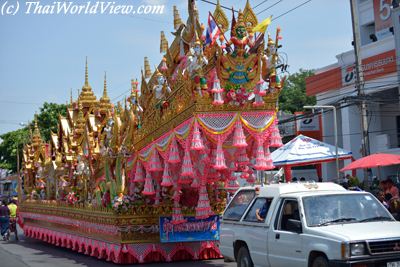 Procession floats