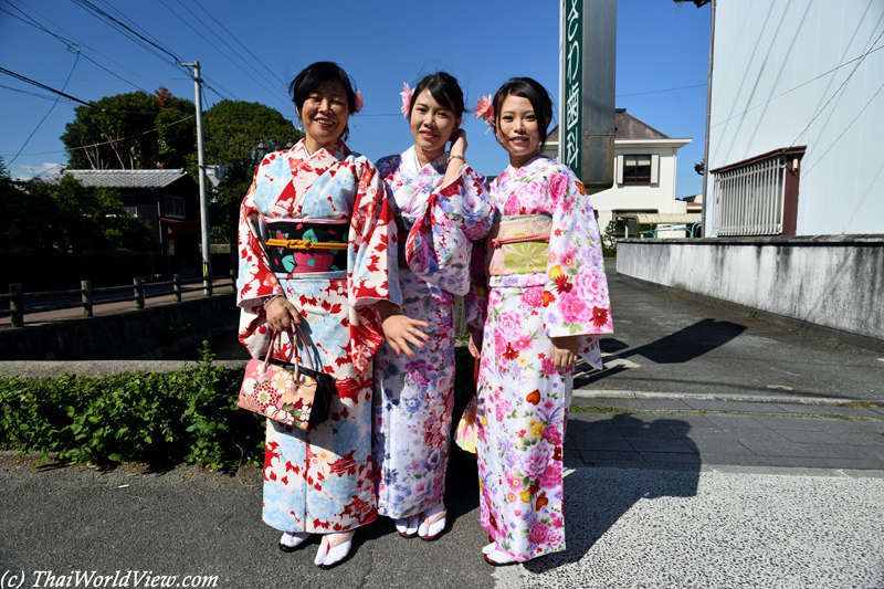 Kimonos - Yanagawa