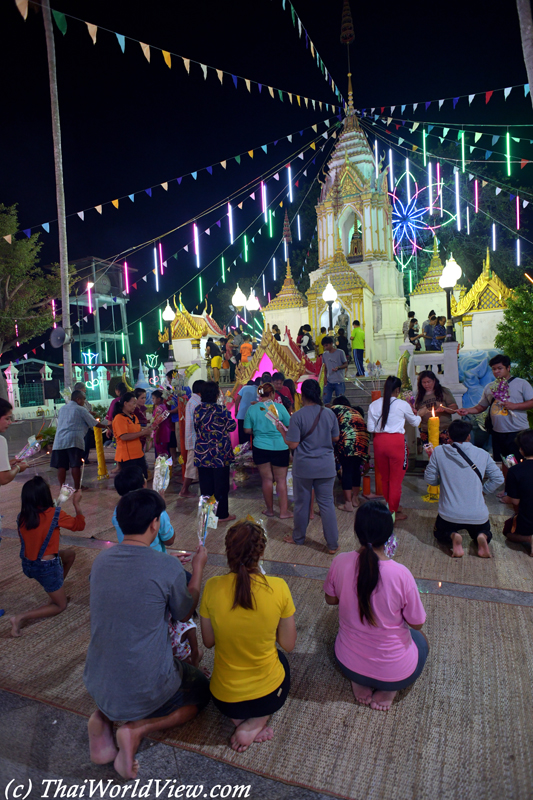 Prayers - Wat Sam Krabue Phueak