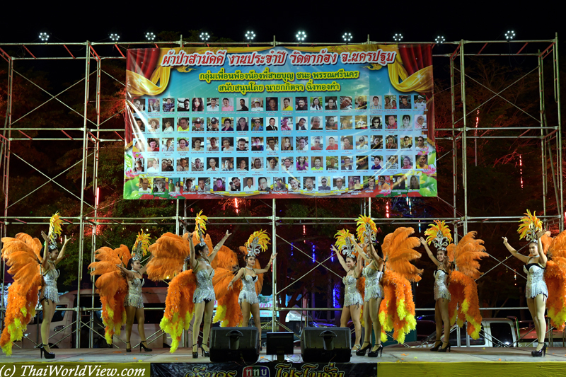 Dancers - Wat Sam Krabue Phueak