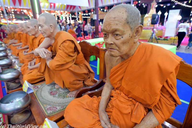 Monks - Wat Lak Si Rat Samoson