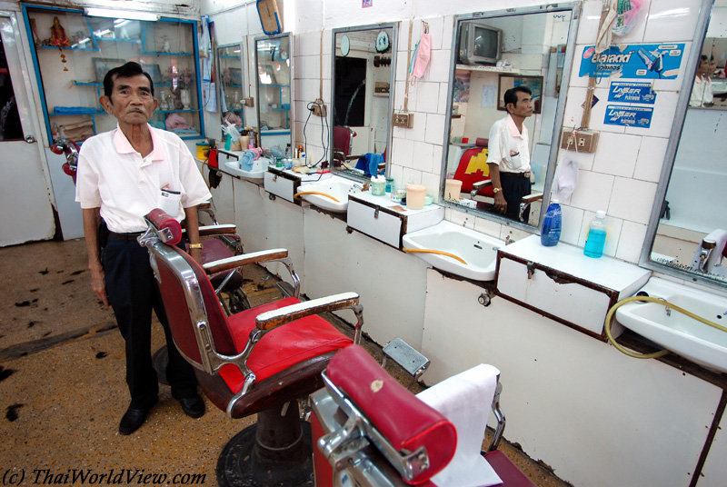 Hairdresser - Nakhon Pathom