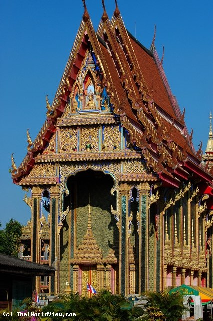 Colorful Thai temple - Wat Neun Phra Naowanaram - Nongkhai province
